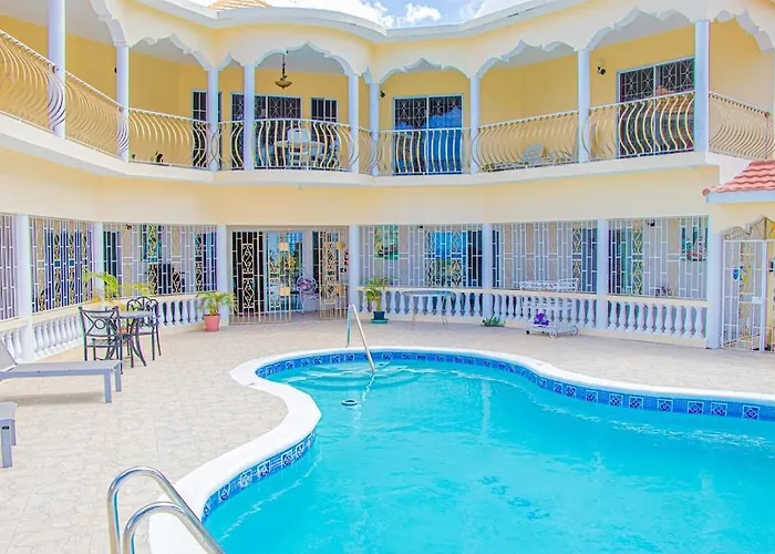Villa Chateau De La Rose Montego Bay