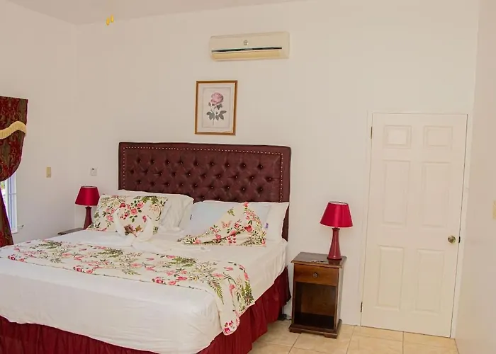 Chateau De La Rose * Montego Bay